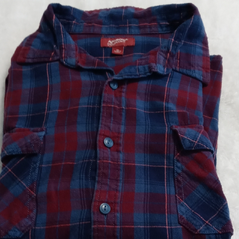 Arizona Jean Company Red and Blue Plaid Casual Button Down Shirt